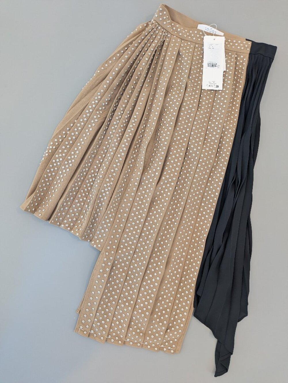 Rokh x H&M NWT Wool Blend Studded Pleated Skirt Beige Black Size 8